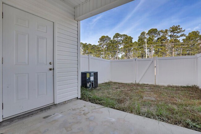 Building Photo - 505 Oyster Rock Ln