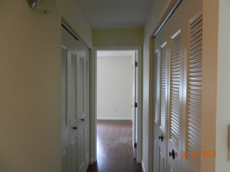 Building Photo - 2760 W 86th Ave