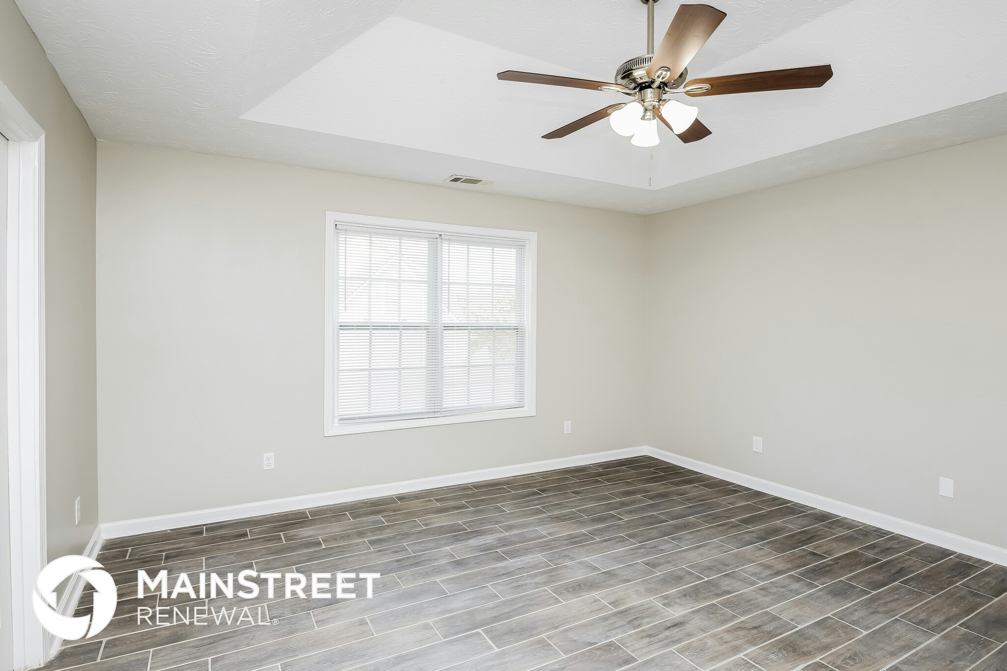 Building Photo - 420 Foxdale Rd