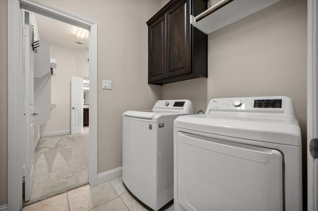 Building Photo - 909 Thistle Hl Trl