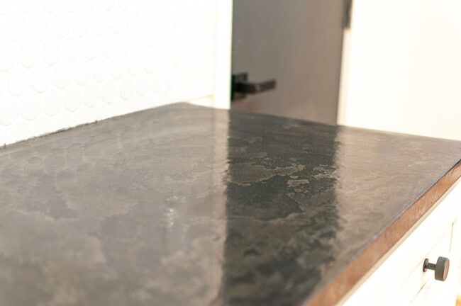 Building Photo - 3br/2bath Custom Remodeled Home Near Okemo