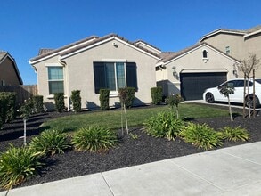 Building Photo - 3200 N Glacier Way
