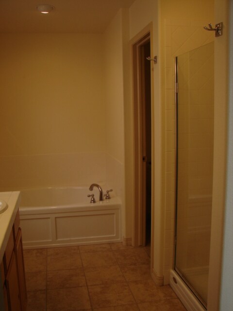 Building Photo - 7261 Grand Prairie Dr