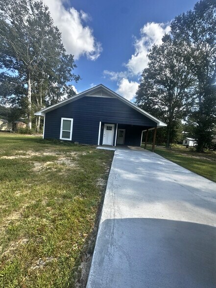 Building Photo - 24473 Marie Ct