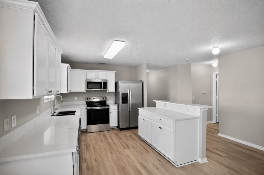 Building Photo - 4608 Merlot Dr