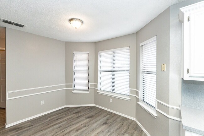 Building Photo - Stylish Finishes and a Spacious Backyard in South Lubbock