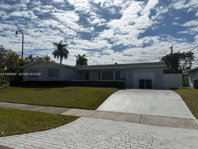 Building Photo - 19020 SW 91st Ave