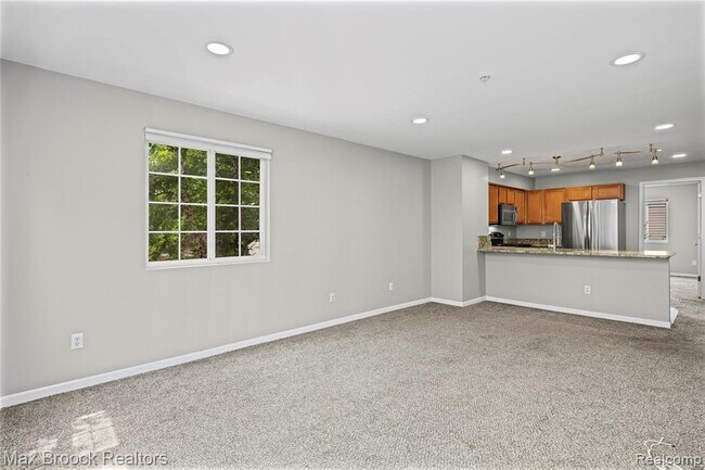Building Photo - 1071 Beaver Run