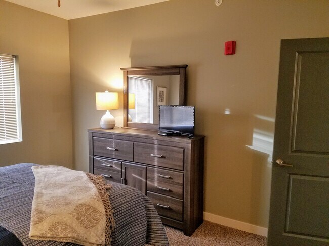 Building Photo - 1331 Winona Ct