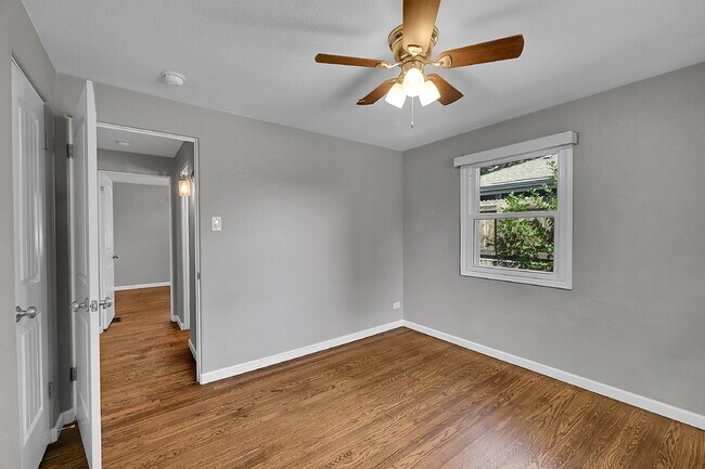 Building Photo - $2,225.00, 2-bed, 1-bath located in Denver.
