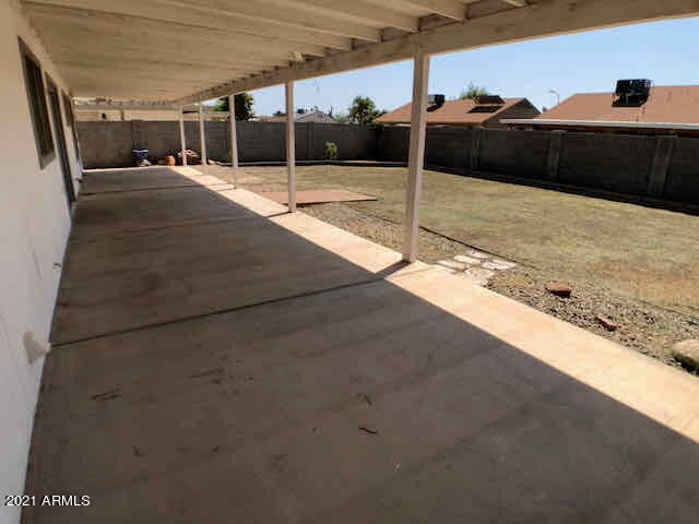 Building Photo - 1455 W Mohawk Ln
