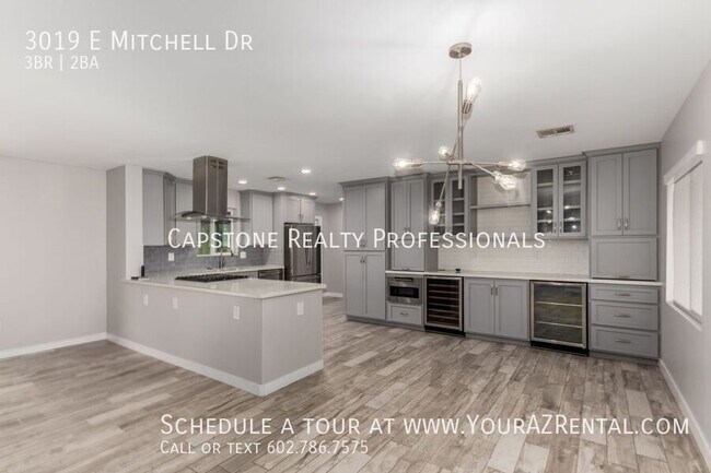 Primary Photo - 3019 E Mitchell Dr