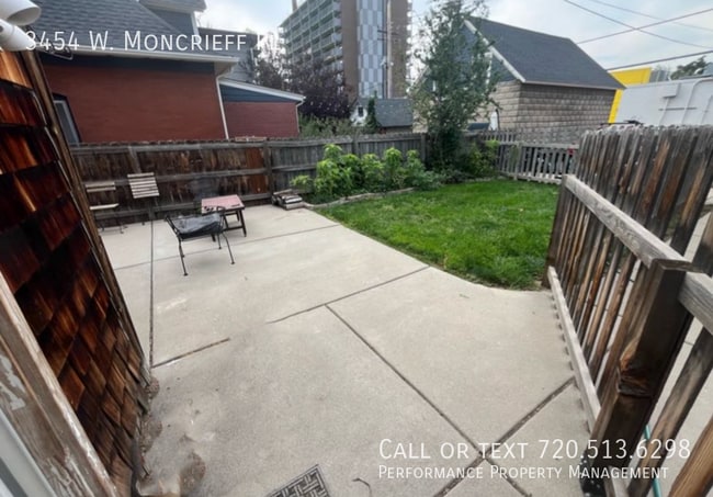 Building Photo - 3454 W Moncrieff Pl