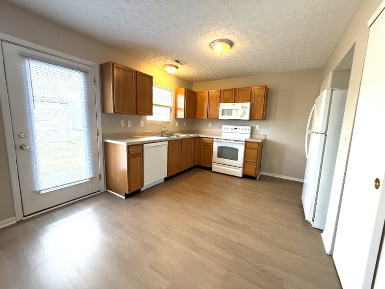 Building Photo - 7031 Osprey Ridge Dr