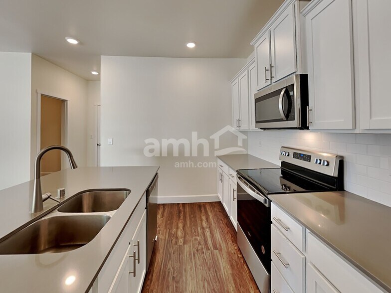 Building Photo - 30826 SE 418th St