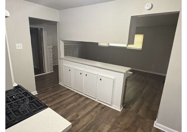 Building Photo - 4825 Brinkley St
