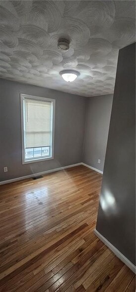 Building Photo - 80 Unit St