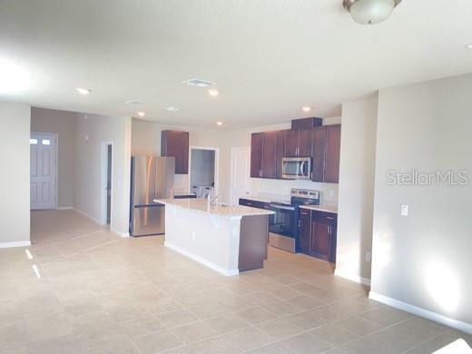 Building Photo - 5569 Celebration Dr