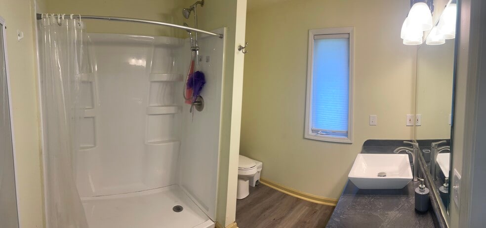 Building Photo - 906 Autumn Ridge Ln