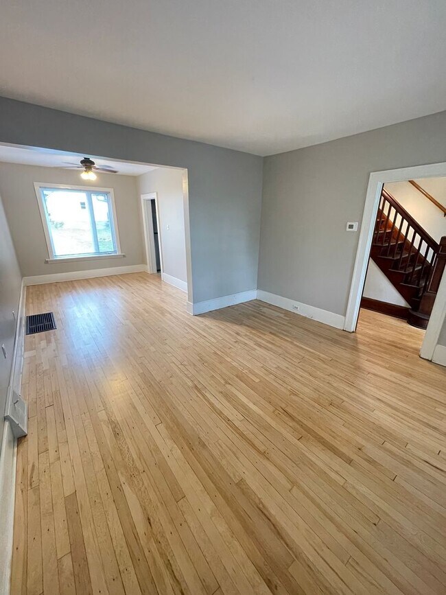 Building Photo - AVAILABLE NOW - 2 Bedroom, 1 Bath Brand ne...