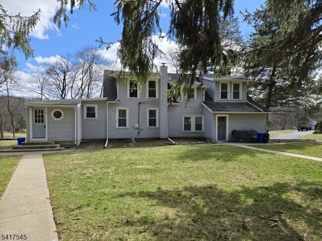 Building Photo - 51 Carrell Rd