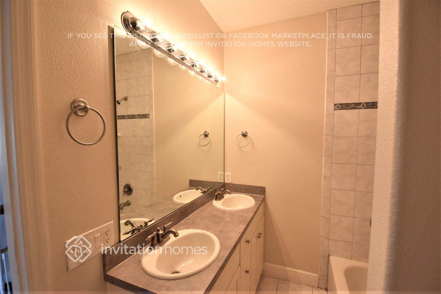 Building Photo - 5248 Chiswick Cir