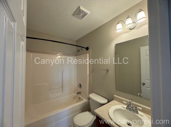 Building Photo - 111 Cottonfield Ct