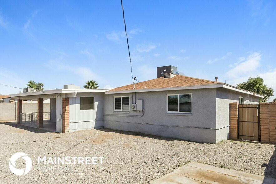 Building Photo - 4714 N 49th Dr