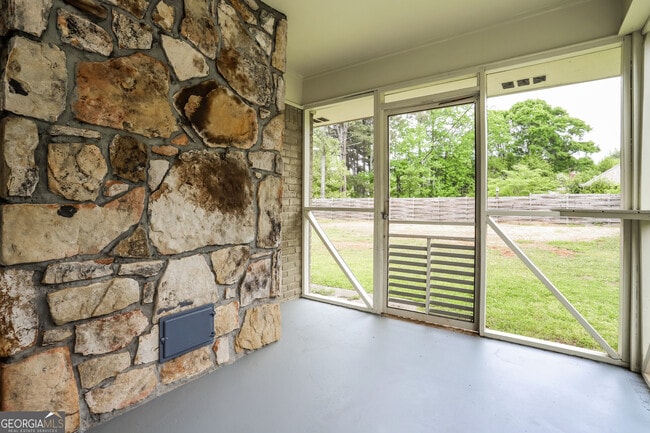 Building Photo - 1764 Brenda Dr