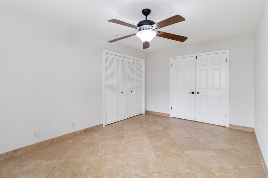 Building Photo - 21920 Holly Tree Way