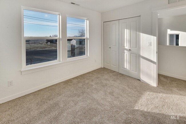 Building Photo - 5738 Cherry Ln