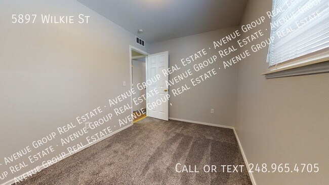 Building Photo - 5897 Wilkie St