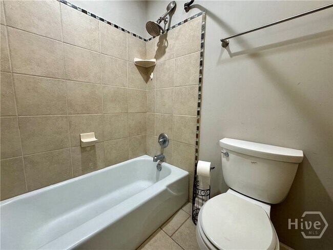 Building Photo - 12406 Largo Dr