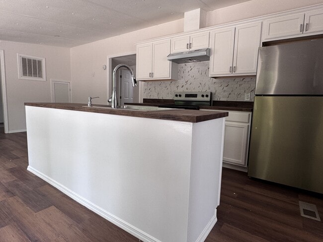 Building Photo - 2916 Guava Ct