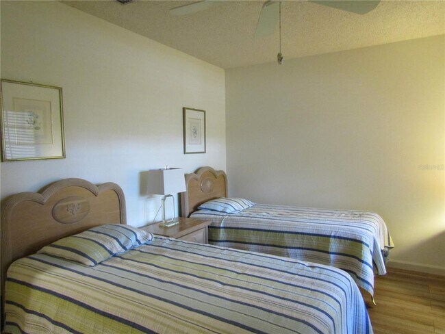 Building Photo - 5626 Pipers Waite