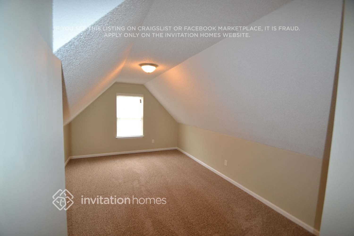 Building Photo - 2055 Registry Ct