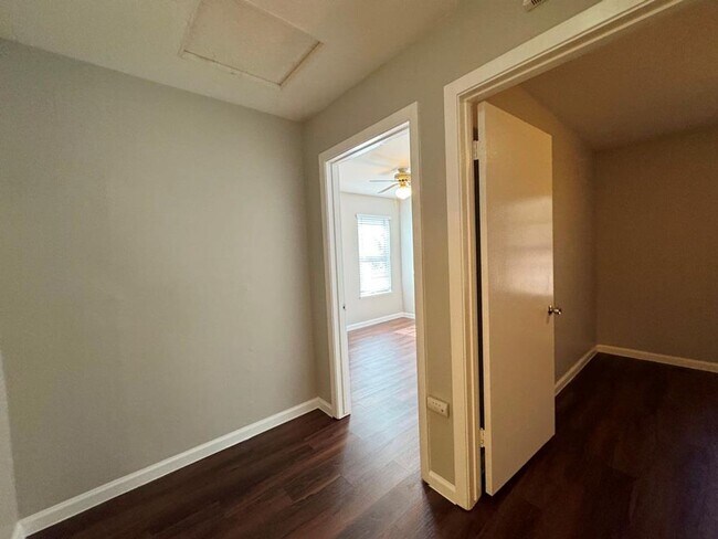 Building Photo - Location, Location, Location!