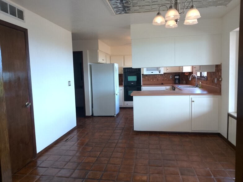 Building Photo - 3203 Embudito Dr NE