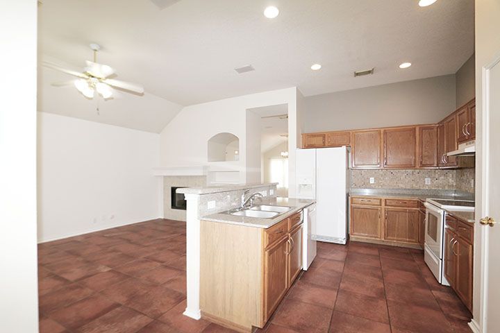 Building Photo - 9827 Copperway