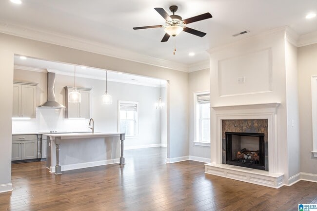 Building Photo - 349 Lionel Allen Wy