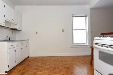 Building Photo - 538 7th Ave