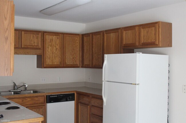 Building Photo - 3 br, 1.5 bath Duplex - 2403 Morning Dawn Dr