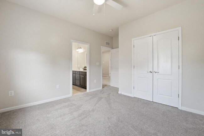 Building Photo - 428 Alder Dr