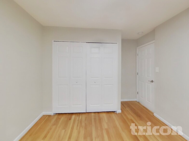 Building Photo - 26 Pickersgill Square