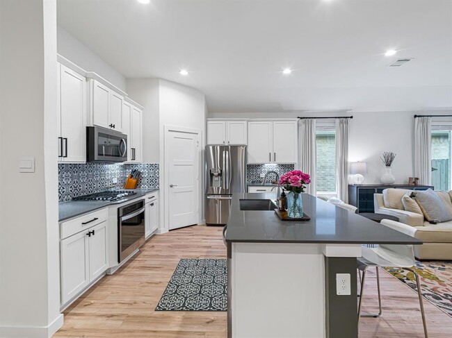 Building Photo - 22511 Petrizzi Ln
