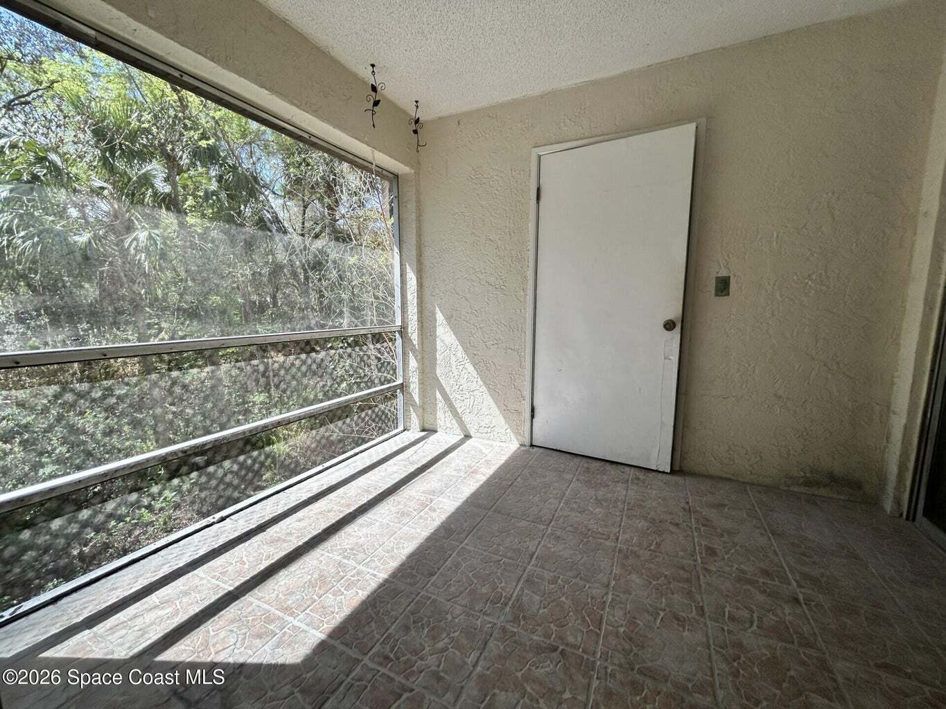 Building Photo - 3051 Sir Hamilton Cir