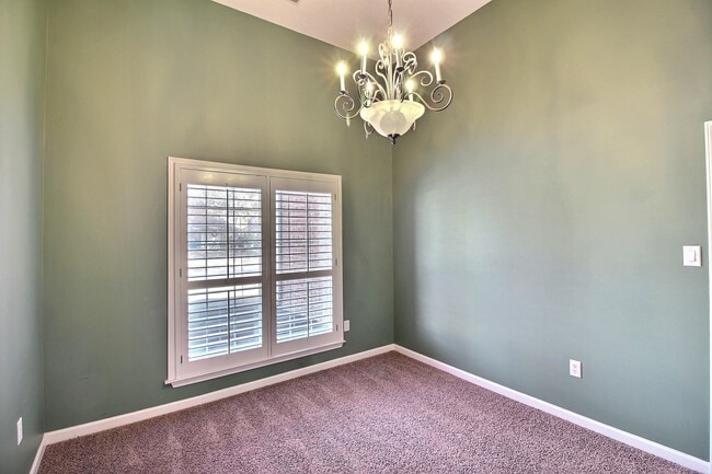 Building Photo - 1325 Rain Hollow Cir E