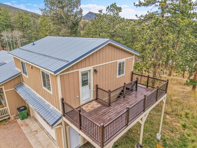 Building Photo - 50 Spruce Dr