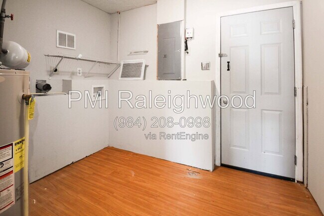 Building Photo - 1709 Calypso Ct