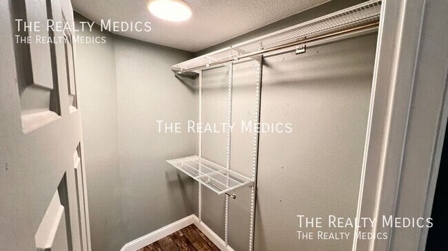 Building Photo - 7344 Grotto Ave